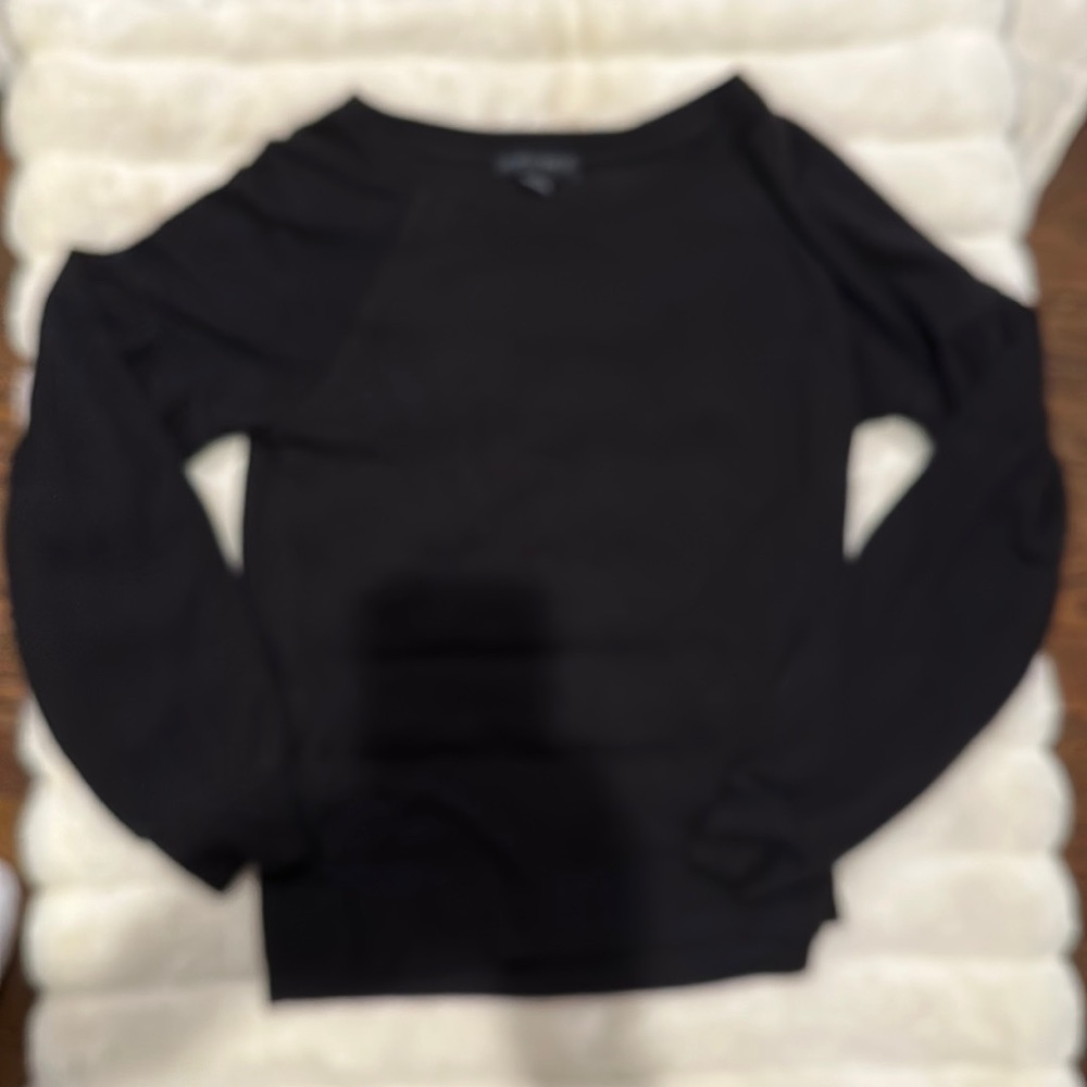 Sanctuary dropped shoulder lightweight sweatshirt black. Size small